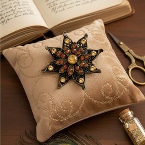 Vintage Style Bronze-Tone Star Flower Brooch